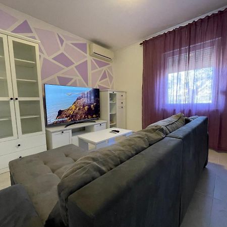 Apartman "Lima" Pula Exterior foto