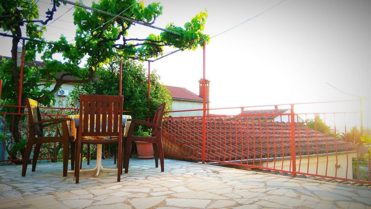Apartman "Lima" Pula Exterior foto
